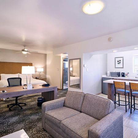 Holiday Inn Hotel & Suites Chihuahua By Ihg Exterior foto