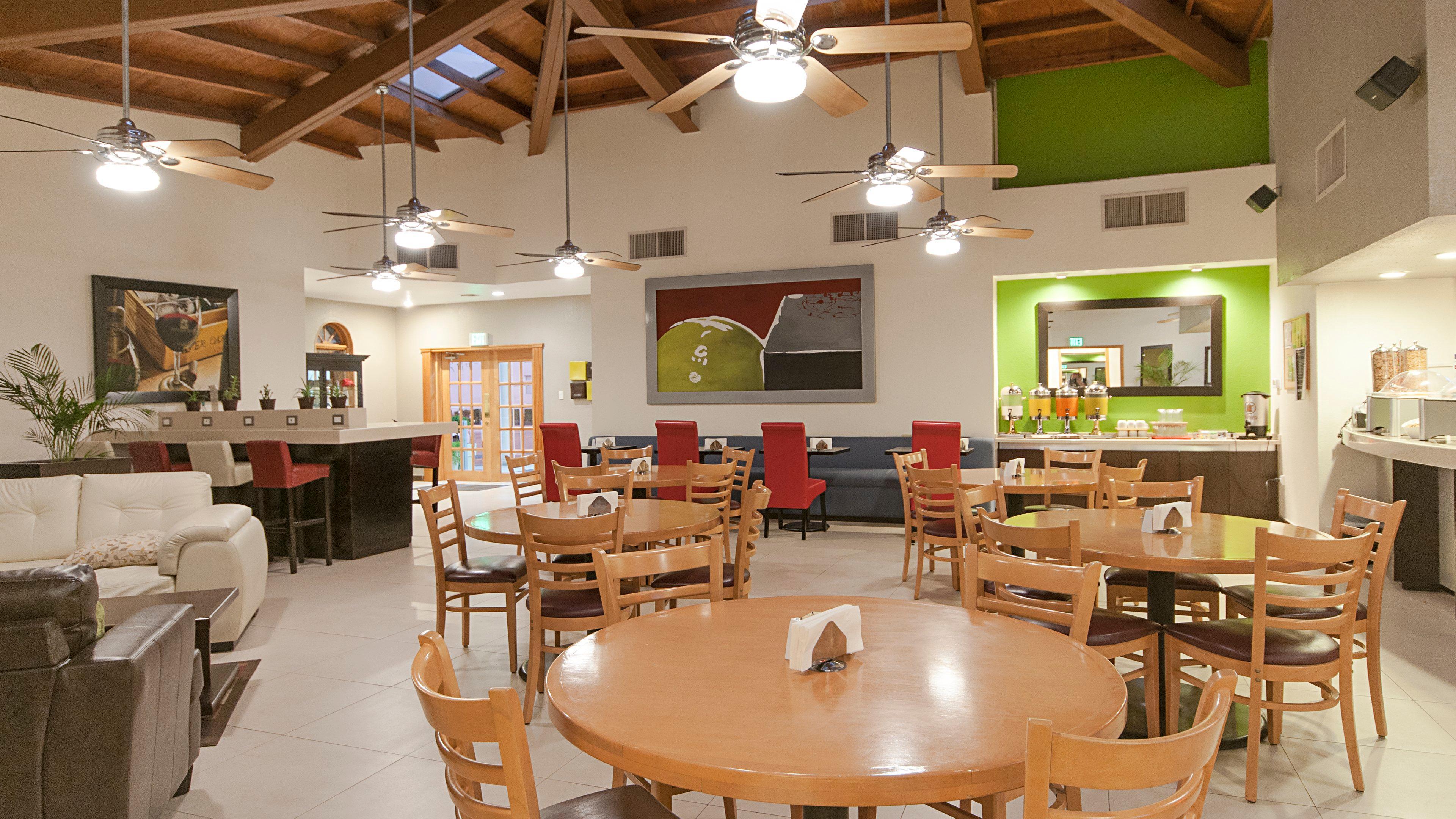Holiday Inn Hotel & Suites Chihuahua By Ihg Exterior foto