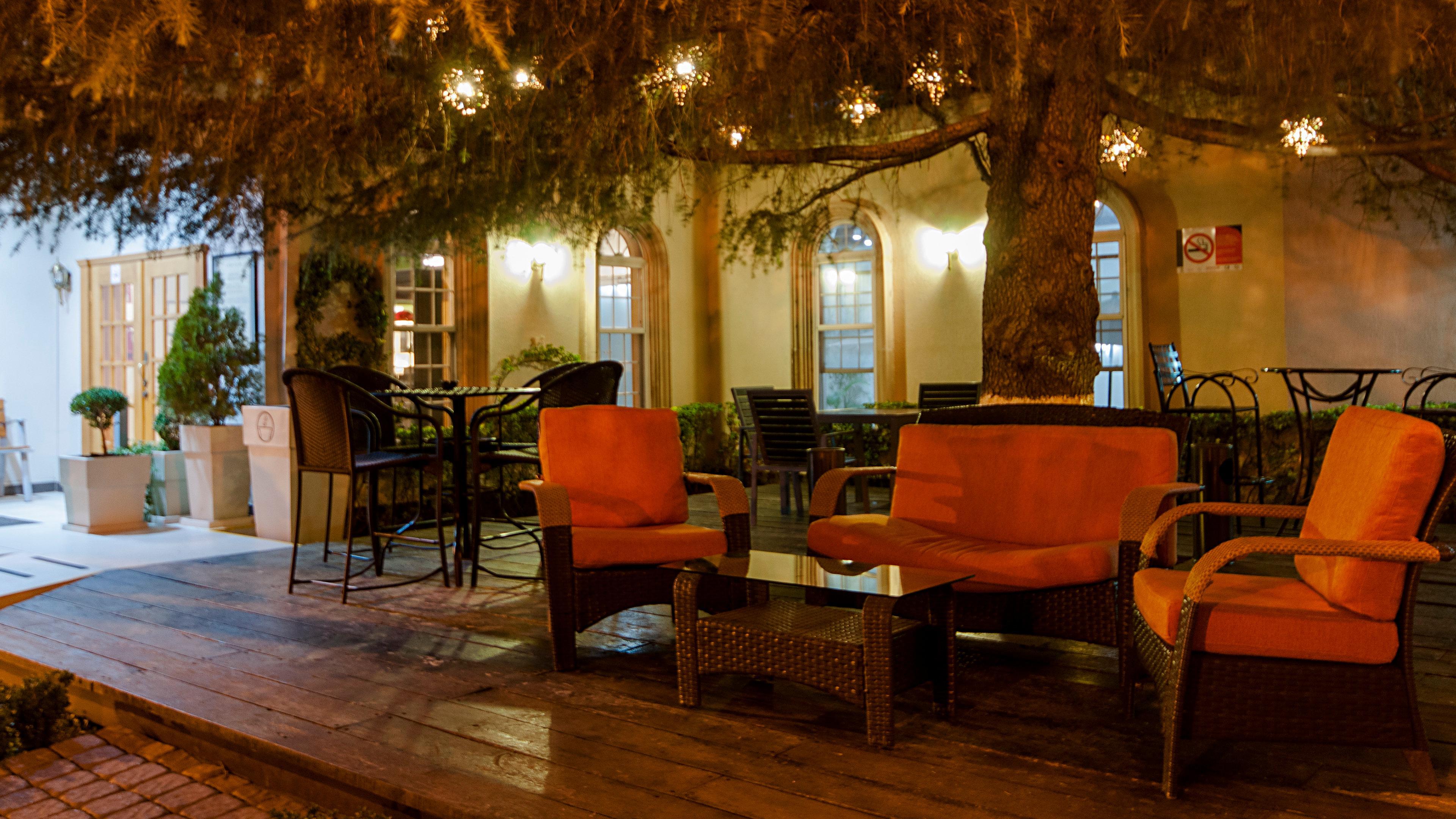 Holiday Inn Hotel & Suites Chihuahua By Ihg Exterior foto