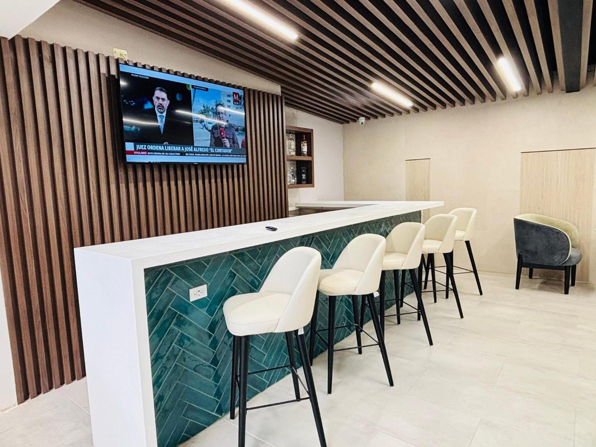 Holiday Inn Hotel & Suites Chihuahua By Ihg Exterior foto